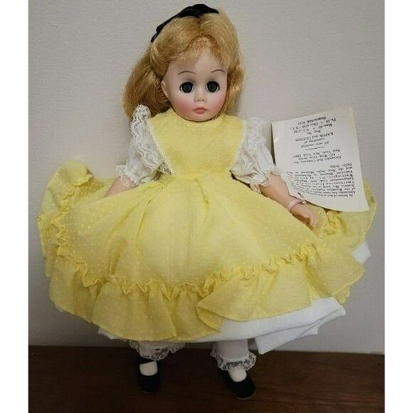 Madame Alexander 11in Amy Doll - Picture 2 of 8